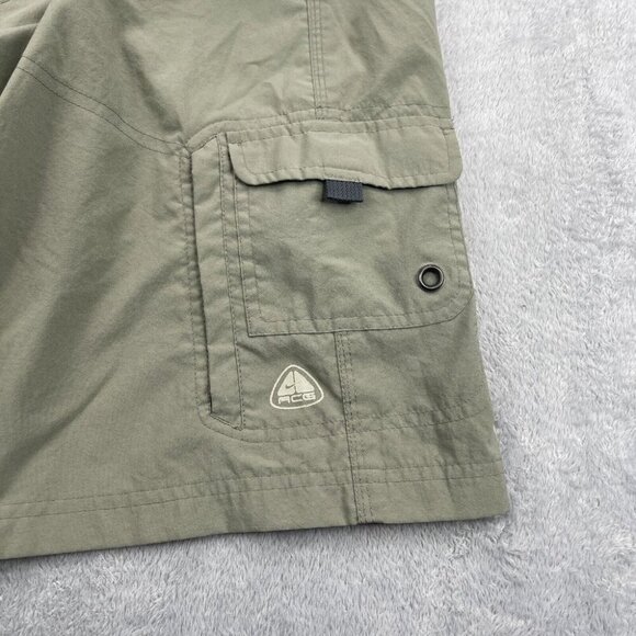 Vintage Nike ACG Cargo Shorts Mens Large Green All Conditions Reinforced Hiking - Picture 5 of 9